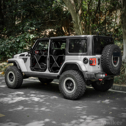 Durable Tube Doors for 2018-2024 Jeep Wrangler JL, JLU & Gladiator JT 4XE: Safari-Style Half Doors with Integrated Side View Mirror for Off-Road Adventures